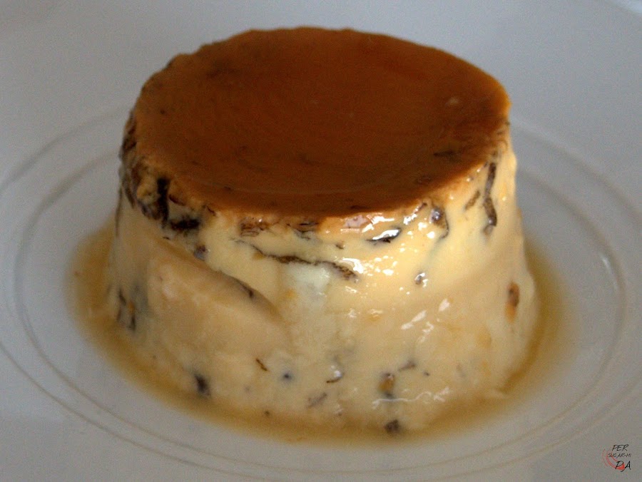 Flan de huevo aromatizado con trufa negra fresca