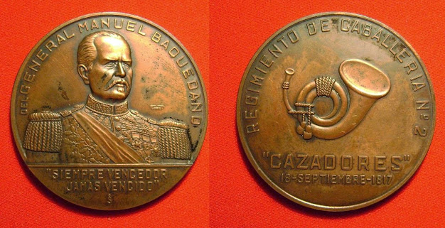 Medalla Regimiento Cazadores