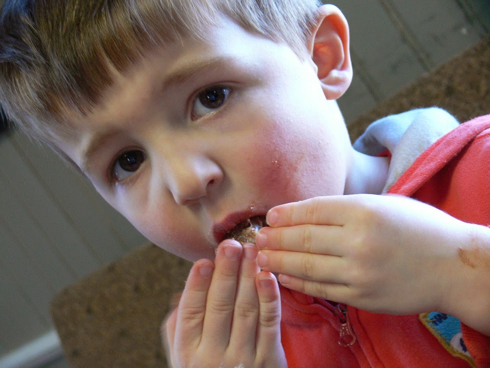 The Ultimate Chocolate Blog Crunchy MeltInYourMouth Milk Chocolate and Peanut Butter Bars