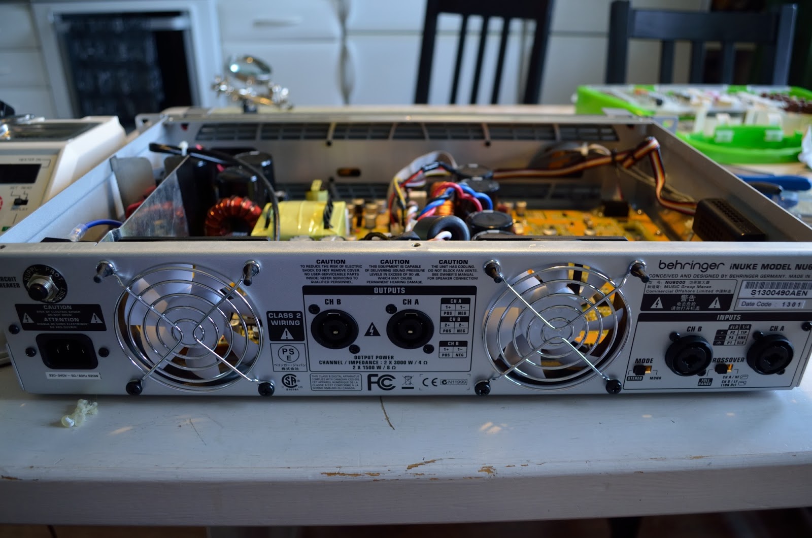 Φmusic: Behringer iNuke NU6000 fan-mod