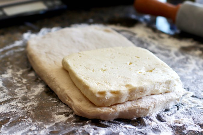 How to make laminated dough 