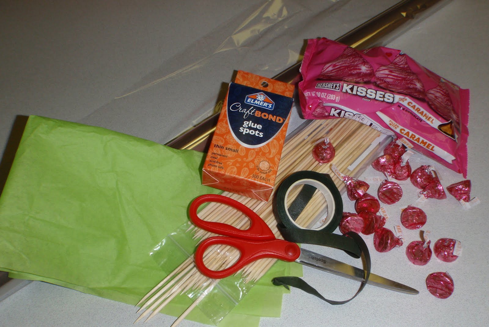 Eat My Cakes Chocolate Kiss Roses