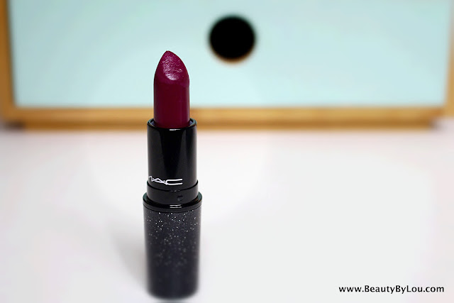 http://www.beautybylou.com/2015/09/swatchs-rouges-a-levres-mac-permanents.html