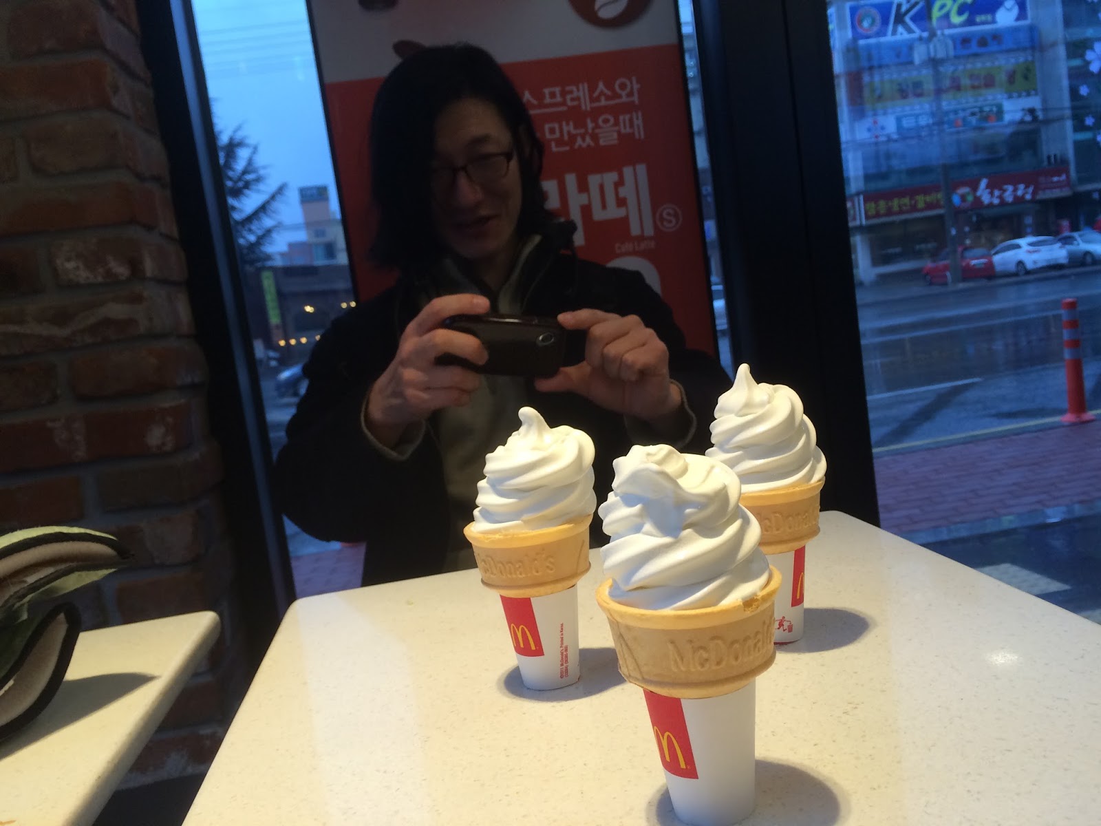 Capt Jang [Cap.Jang Cuisine] 13.McDonald's Ice Cream Cone (マクドナルド、アイス