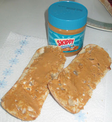 FOODSTUFF FINDS: Skippy Peanut Butter Smooth / Super Crunch Competition ...