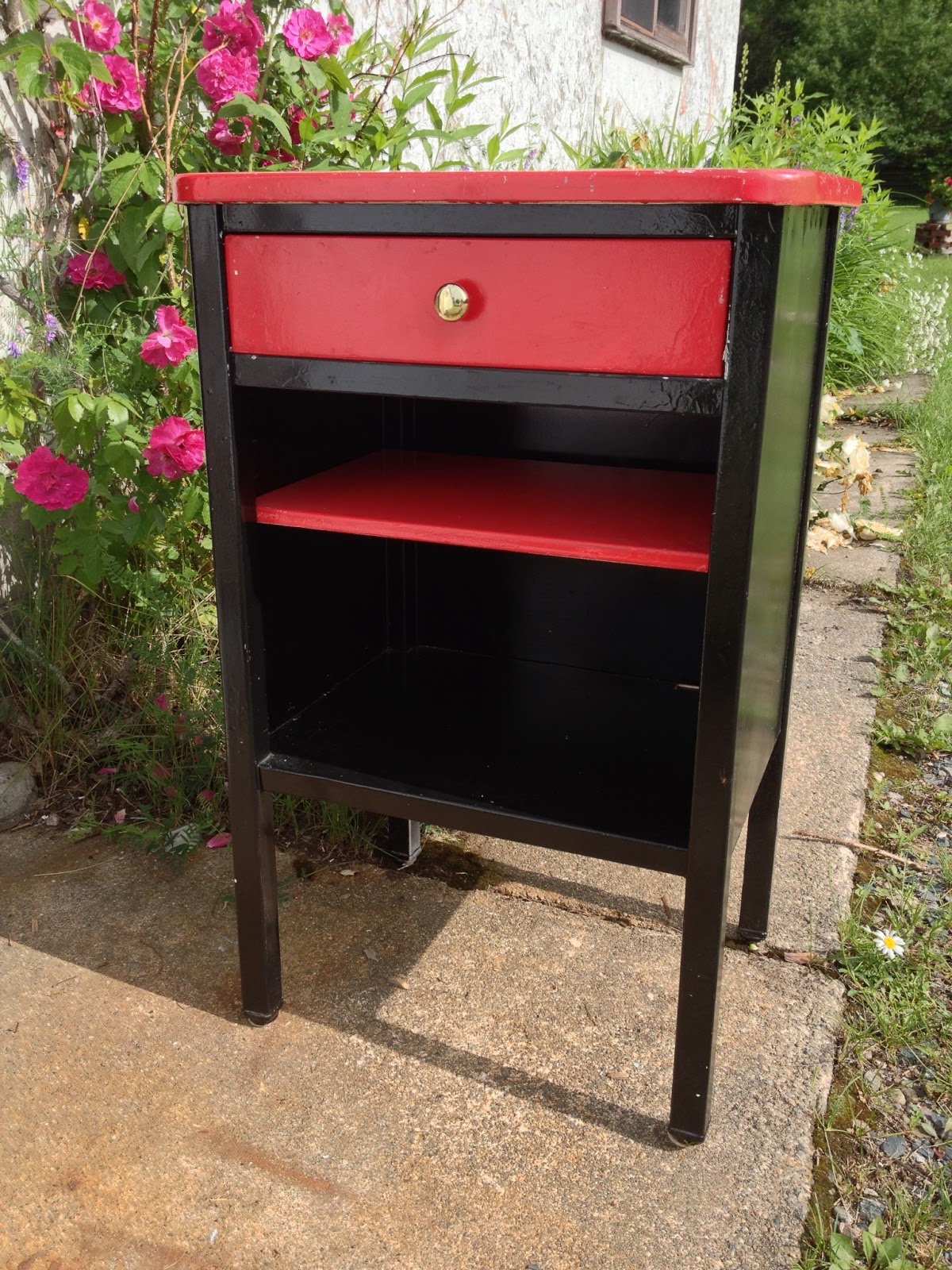 MacGIRLver Hospital Bedside Table, It's all Better Now, Thanks Dr