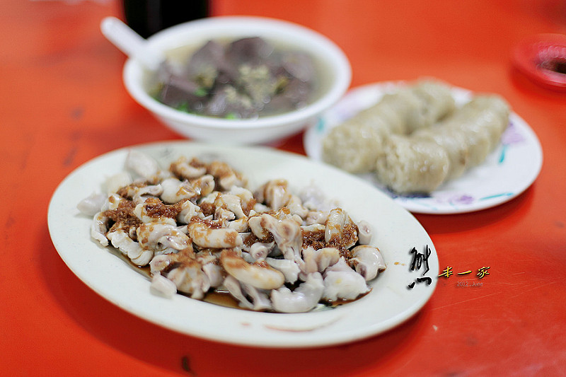 台東美食小吃|卑南豬血湯傳廣店~和更生北路店一樣好吃