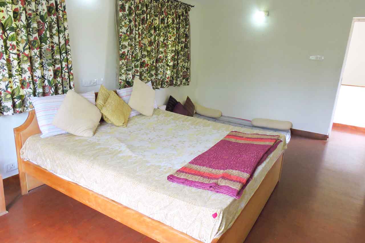 Lime Tree Beach House ECR EzeeStays ECR Beach House,Holiday Rentals