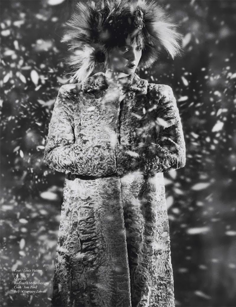 Nomadic-Huntress-Schon-Magazine-Winter-2013-010