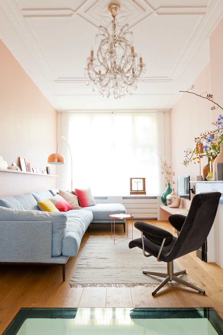 [Lugares con alma] Un apartamento moderno pintado de rosa