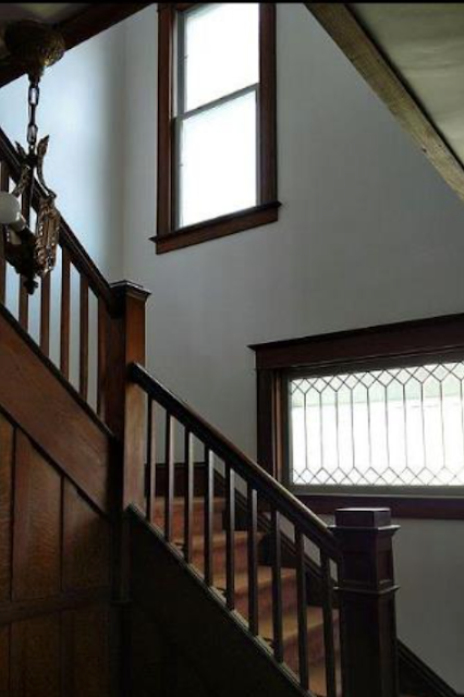 Sears Clyde No. 118 front staircase Sears Clyde No. 118 front staircase and leaded-glass window