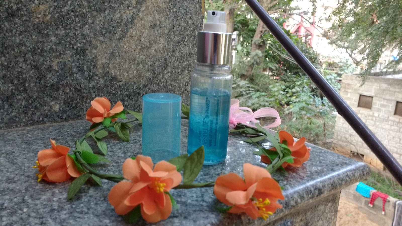 Lakme Absolute BiPhased Makeup Remover Review Bling Sparkle