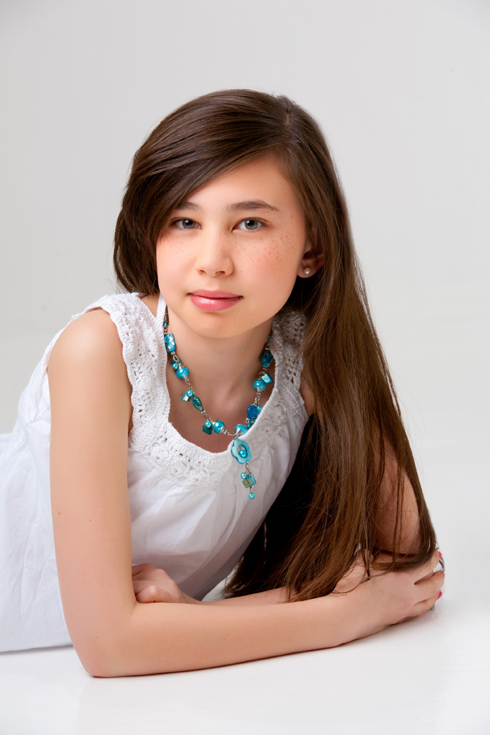Hairstyles for long hair girls with straight hair ...