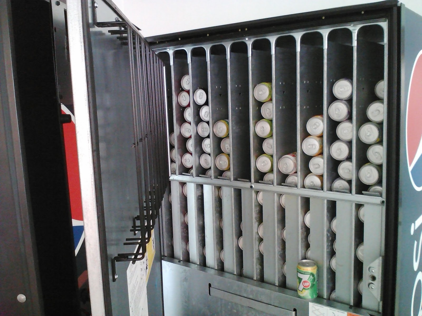 Whats inside a vending machine? and trivia from the technician Everything Useful From a