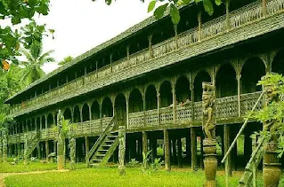 rumah adat kalimantan tengah