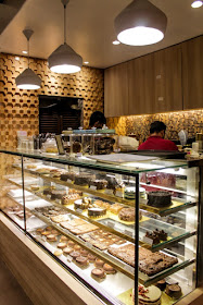 The Boston Cupcakery Mumbai Desserts Waffles Masterchef