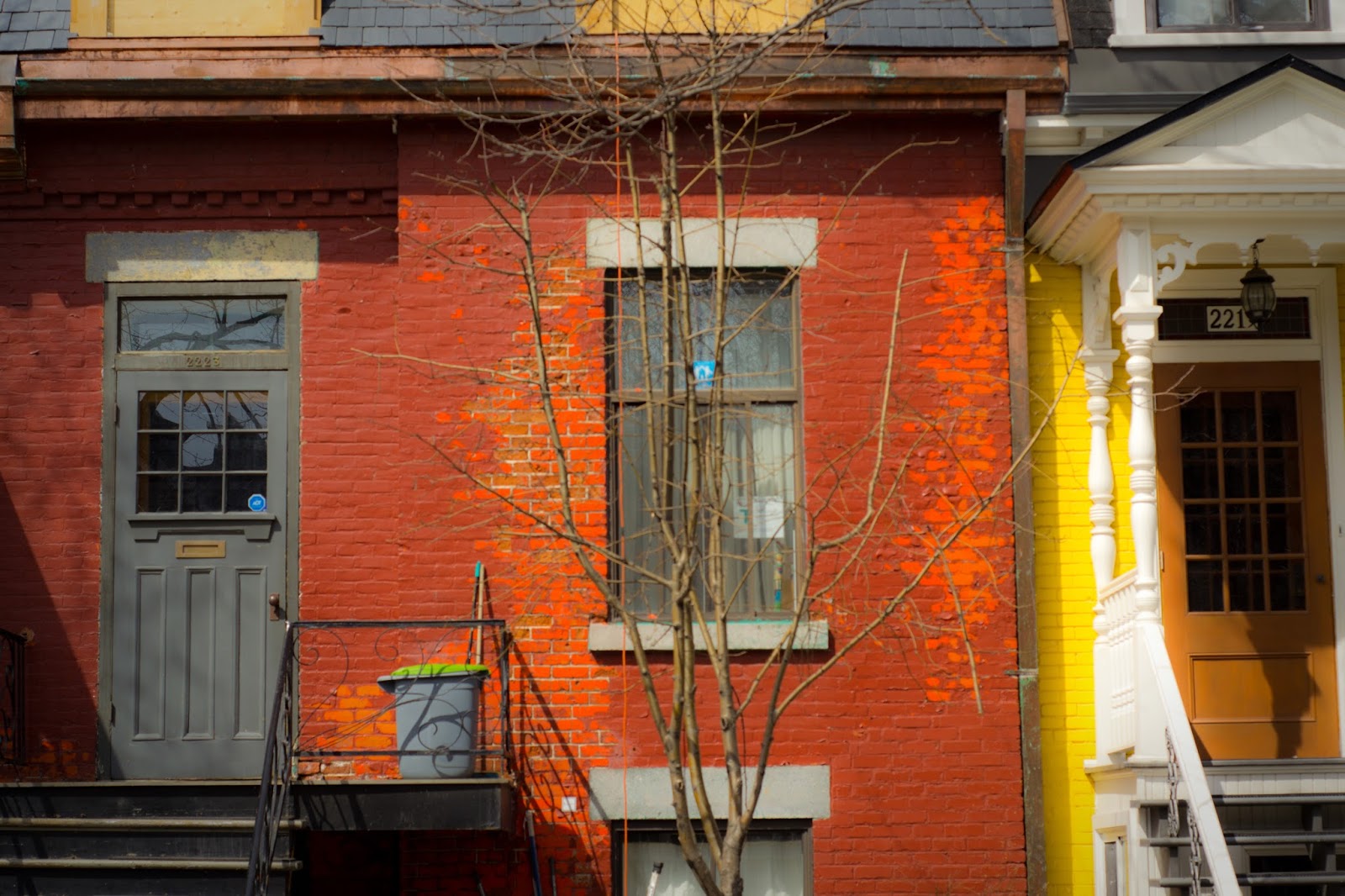 FOTOTOURMONTREAL an >FI3200/ bLOG 50mm Little Burgundy Montreal