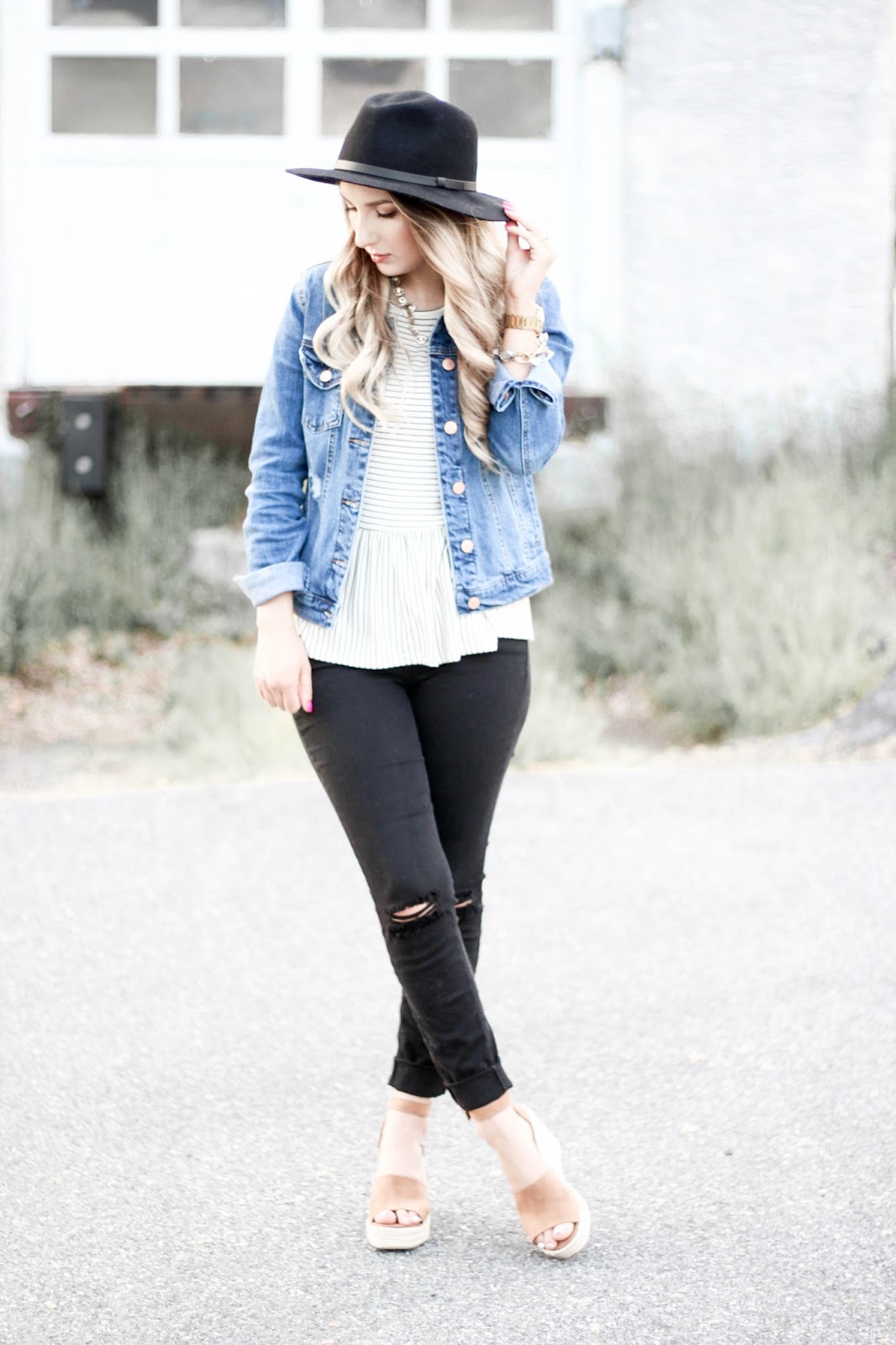 HIPSTER GLAM OUTFIT || DENIM & STRIPES | A Classy Fashionista