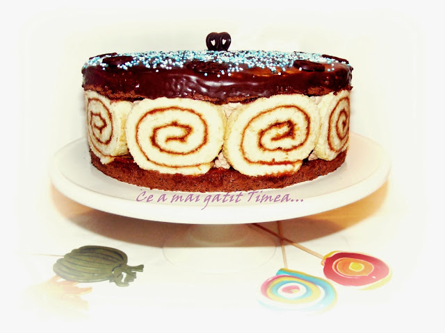 Tort rulada de caise cu ciocolata