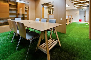 ruang meeting hijau