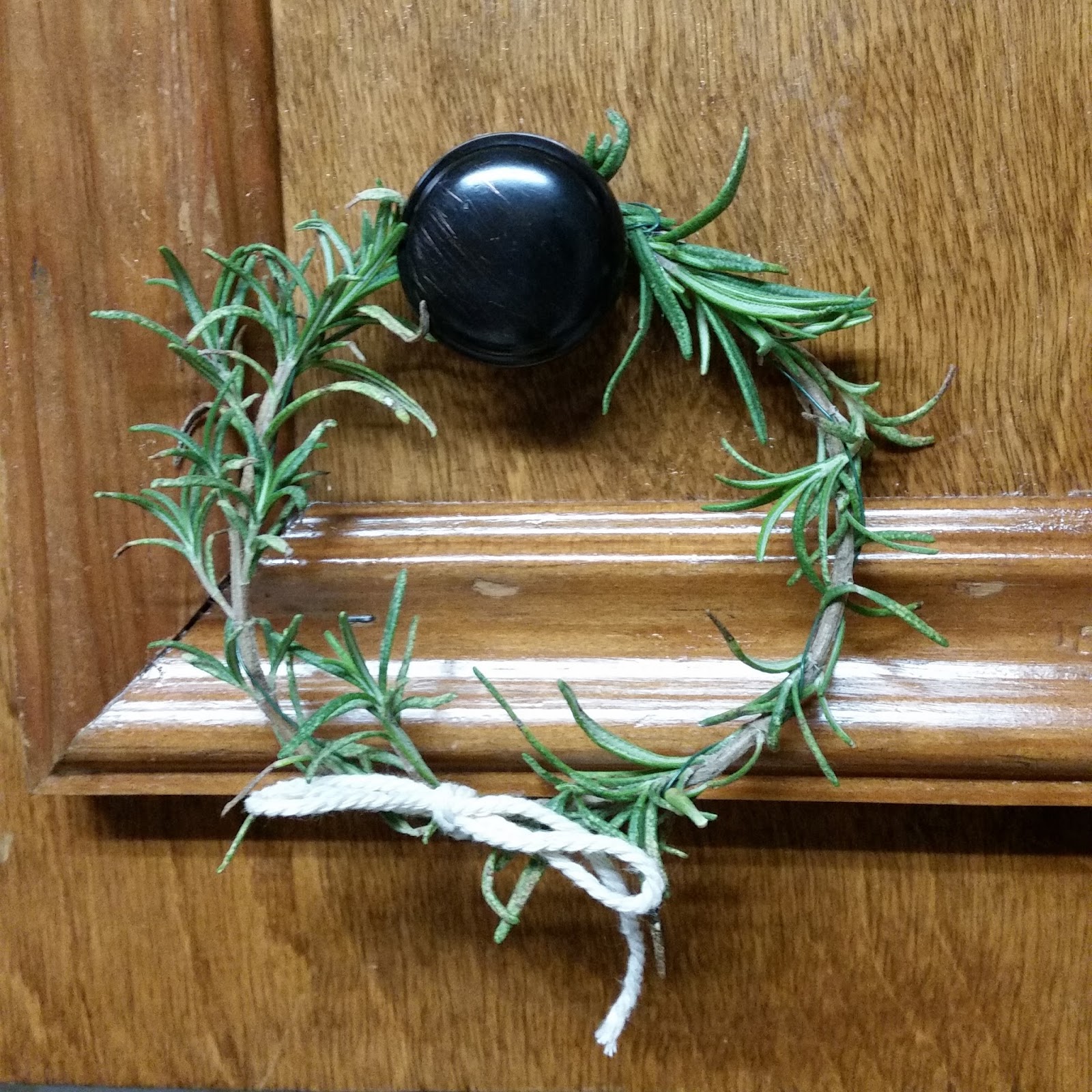 Now nen fresh rosemary wreaths diy Now nen fresh rosemary wreaths diy
