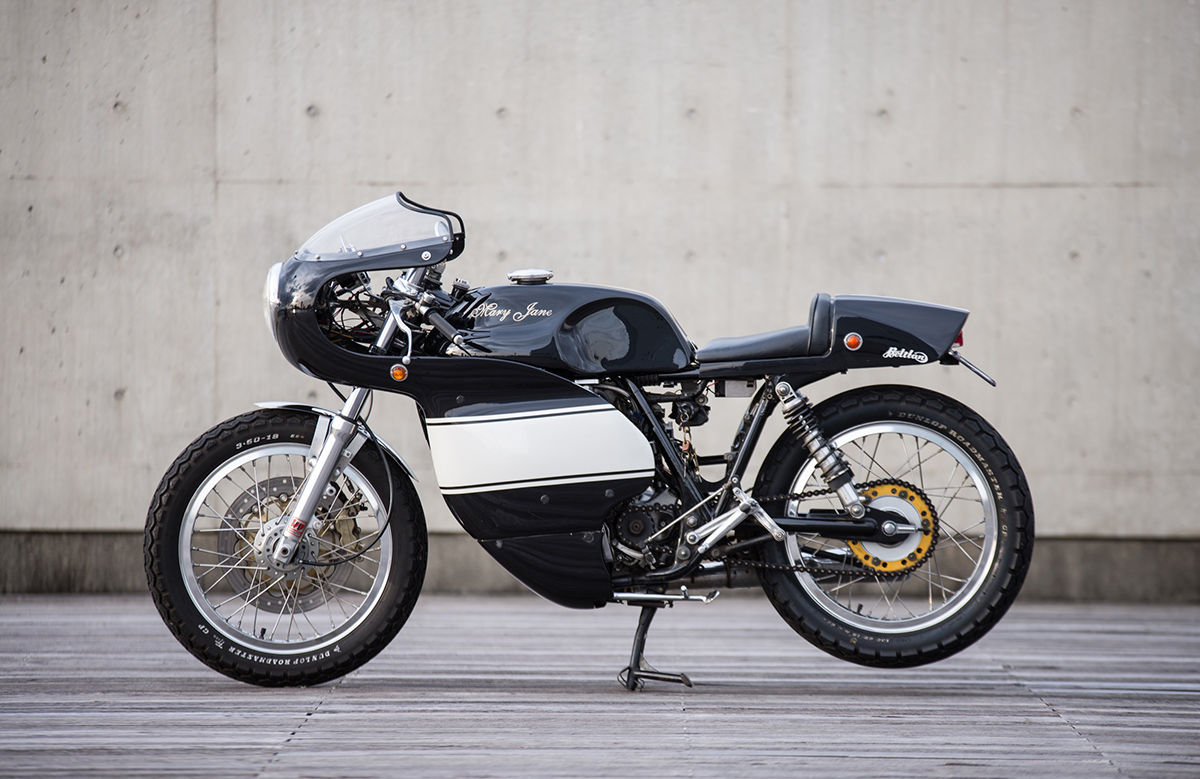 Cafe Contenders - Yamaha SR400 and SR500 | Return of the Cafe Racers