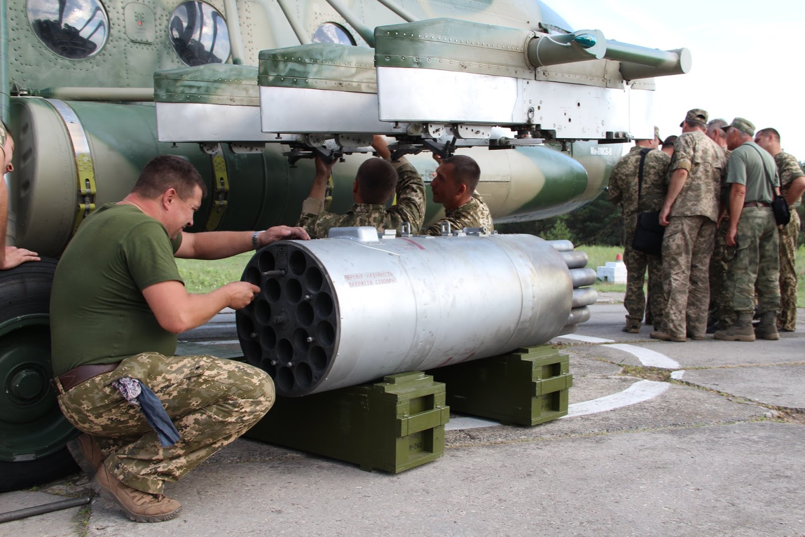 Проведено державні випробування дослідного зразка 80-мм некерованої авіаційної ракети «Оскол»