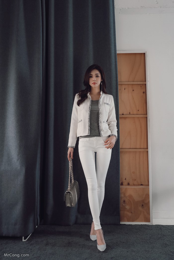 The beautiful Park Da Hyun in the fashion photos in March 2017 (167 photos)