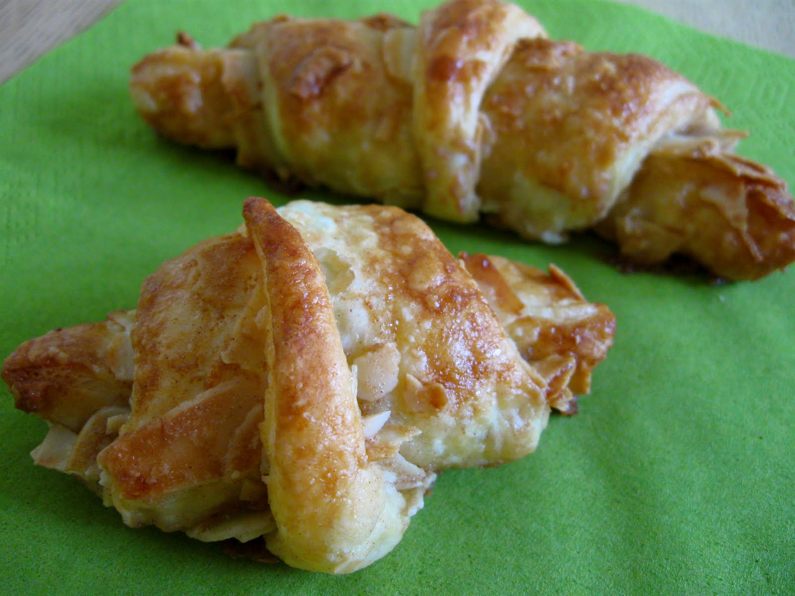 Mmm...: Mandlicroissantid / Almond Croissants