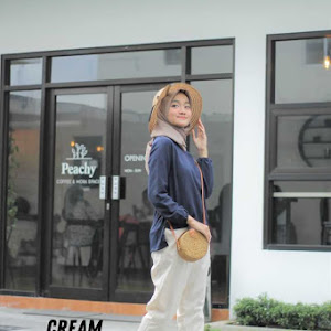 Celana Panjang Erin Chino Pants Cream