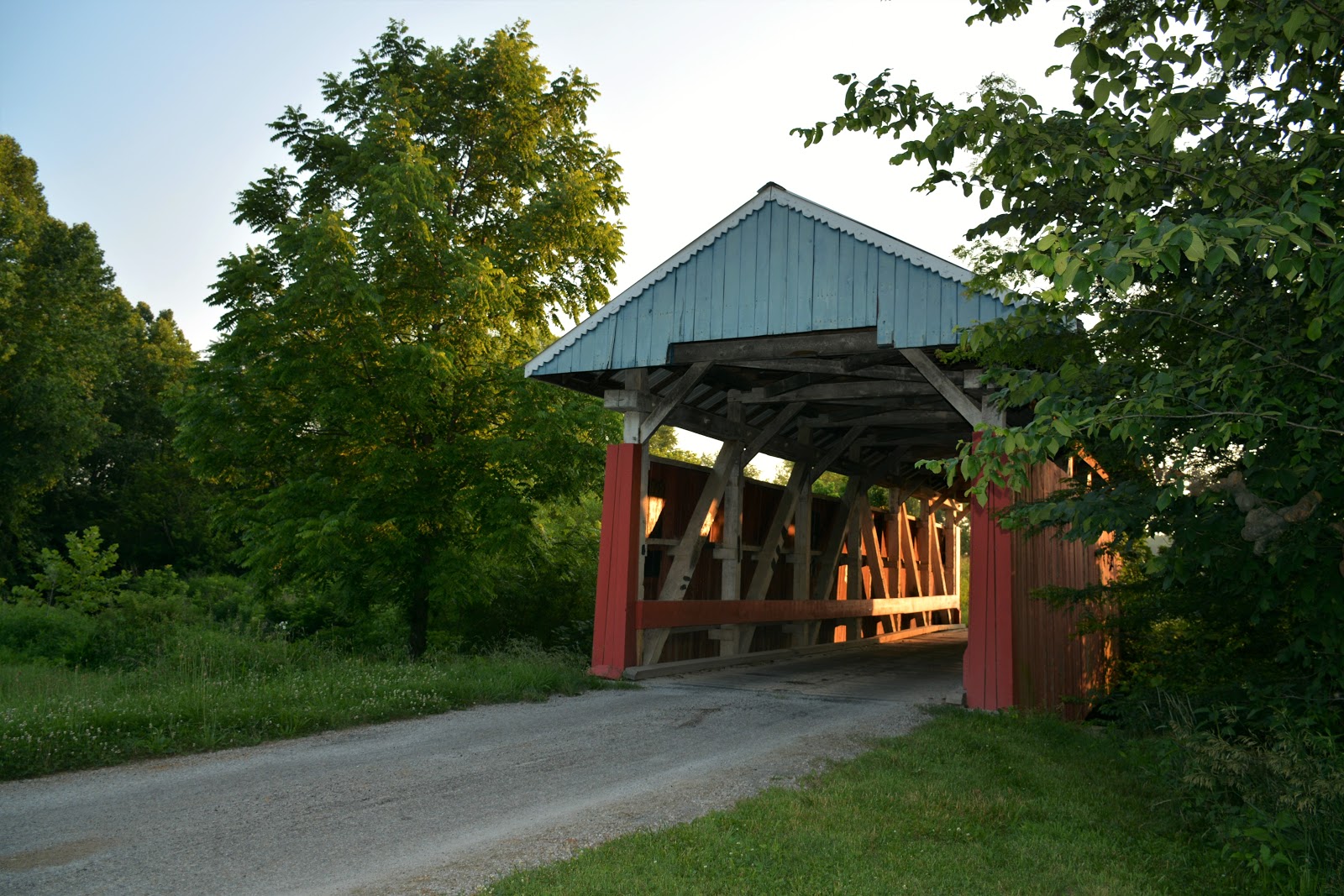 COVERED BRIDGES IN OHIO + HOPEWELL CHURCH COVERED BRIDGE GLENFORD, OHIO