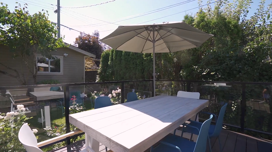 25 Photos vs. North Vancouver Luxury Home Interior Design Tour