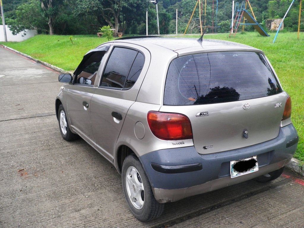 Vehiculos: Toyota Yaris 2004