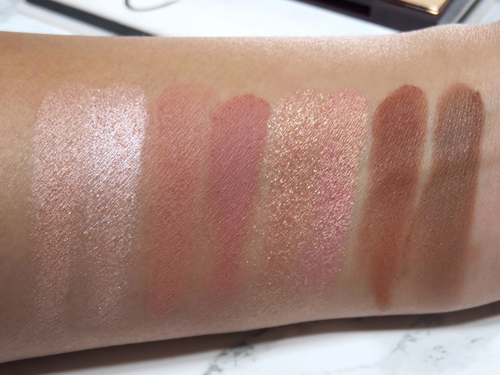  Review Charlotte Tilbury Luxury Palette in Pillow Talk PRETTY IS