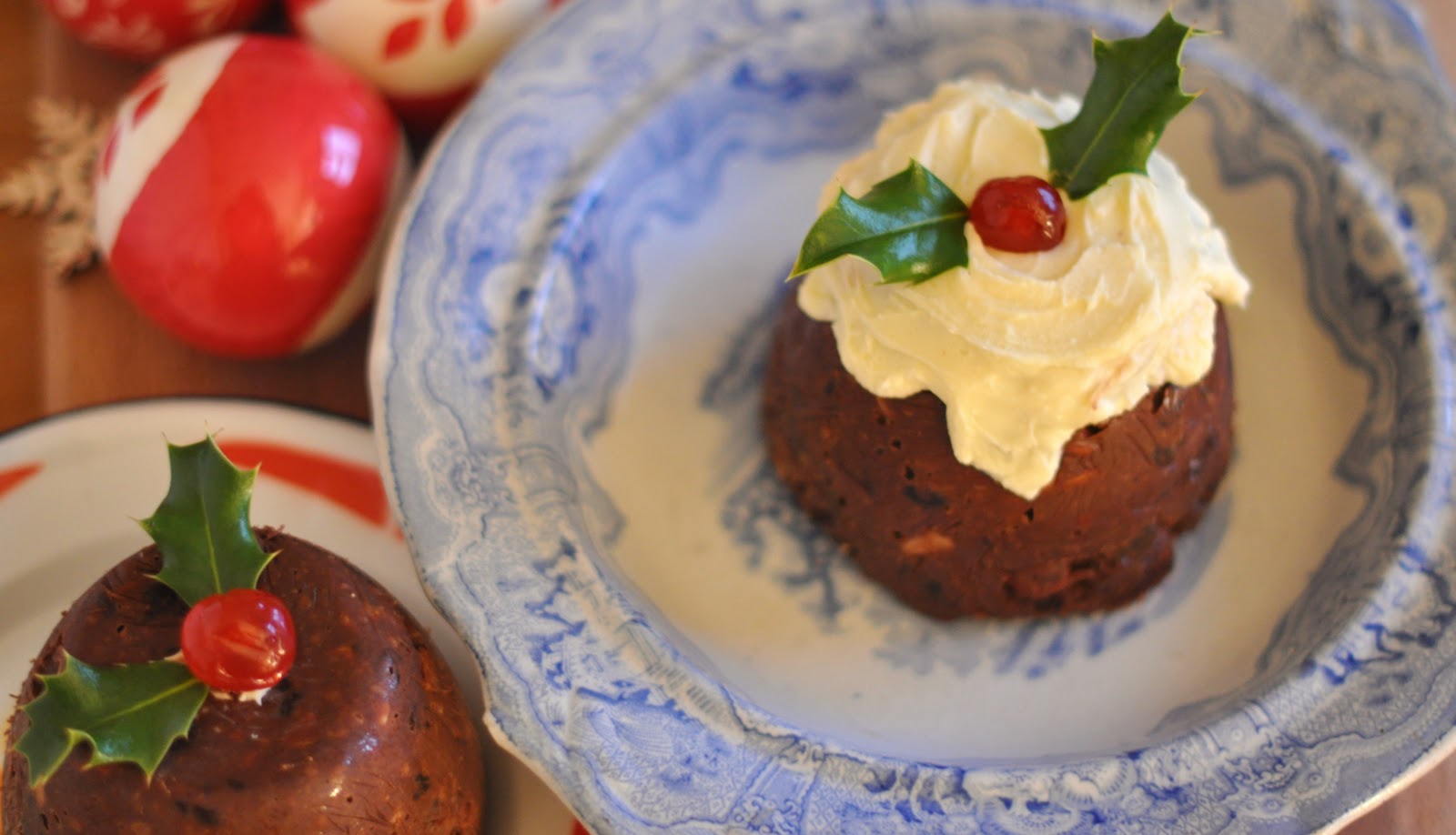 Stuff I make, bake and love: Chocolate Tiffin Christmas Puddings: Easy