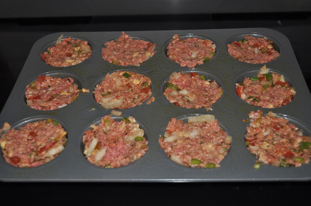 MUFFIN, MEATLOAF, MEAT, GROUND BEEF, DINNER, RECIPES, WEEKNIGHT, QUICK, EASY