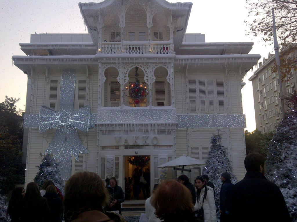 İstanbul'da yılbaşı kutlamaları Missinem, bana dair herşey…: İstanbul'da kıssaacıkkk bir gün…