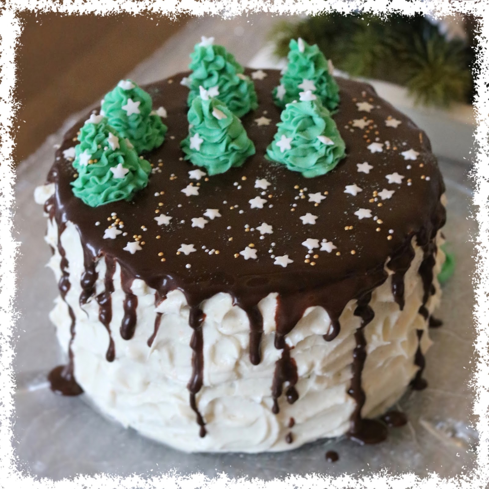 Wintertorte: Schoko trifft Orange und leckere Eierlikörbuttercreme ... Wintertorte: Schoko trifft Orange und leckere Eierlikörbuttercreme ...