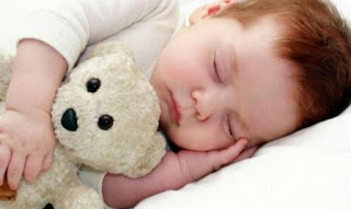 Tips Agar Bayi Tidur Nyenyak dan Teratur