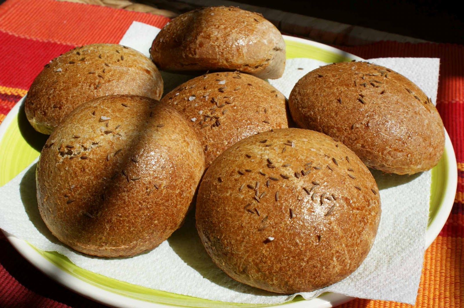 Craft Magic: Baking - Wholewheat Bread Buns