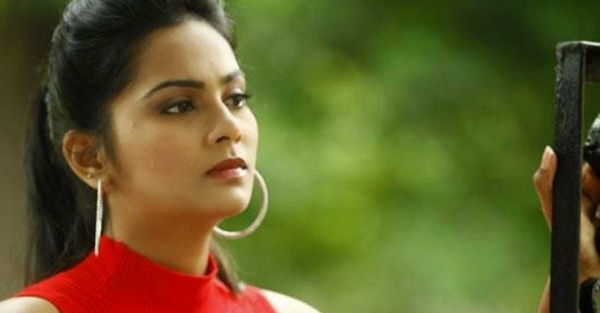 actress lakshmi priya facebook actress lakshmi priya hot photos 3 pics actress lakshmi priya facebook actress lakshmi priya hot photos 3 pics
