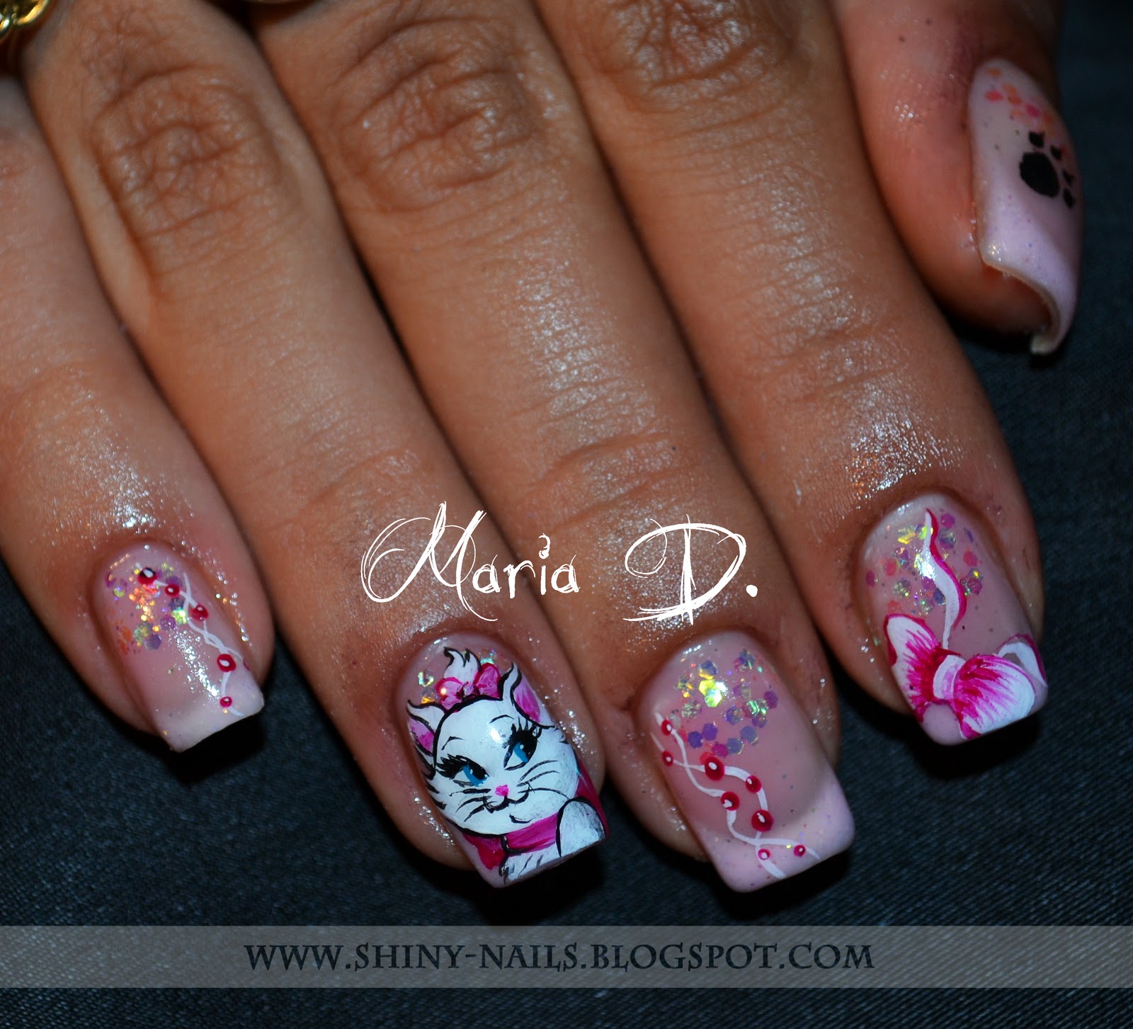 Shiny Nails By Maria D Octombrie 2011