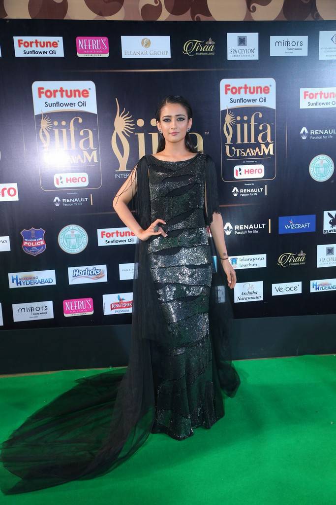 Indian Model Akshara Haasan At IIFA Awards 2017 In Green Dress