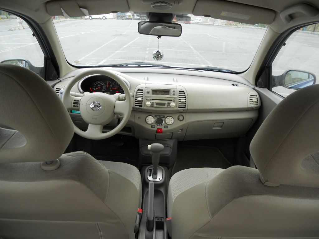 Nissan Micra k12 салон