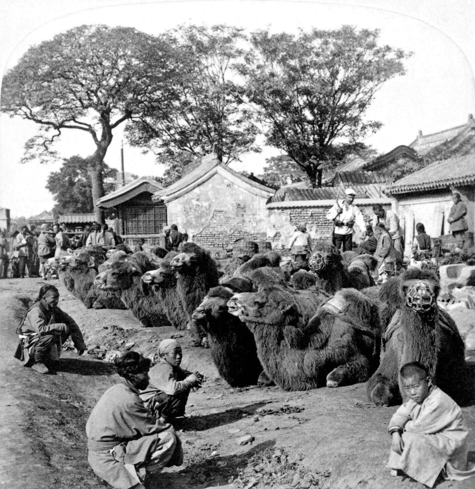 History in Photos Vintage China