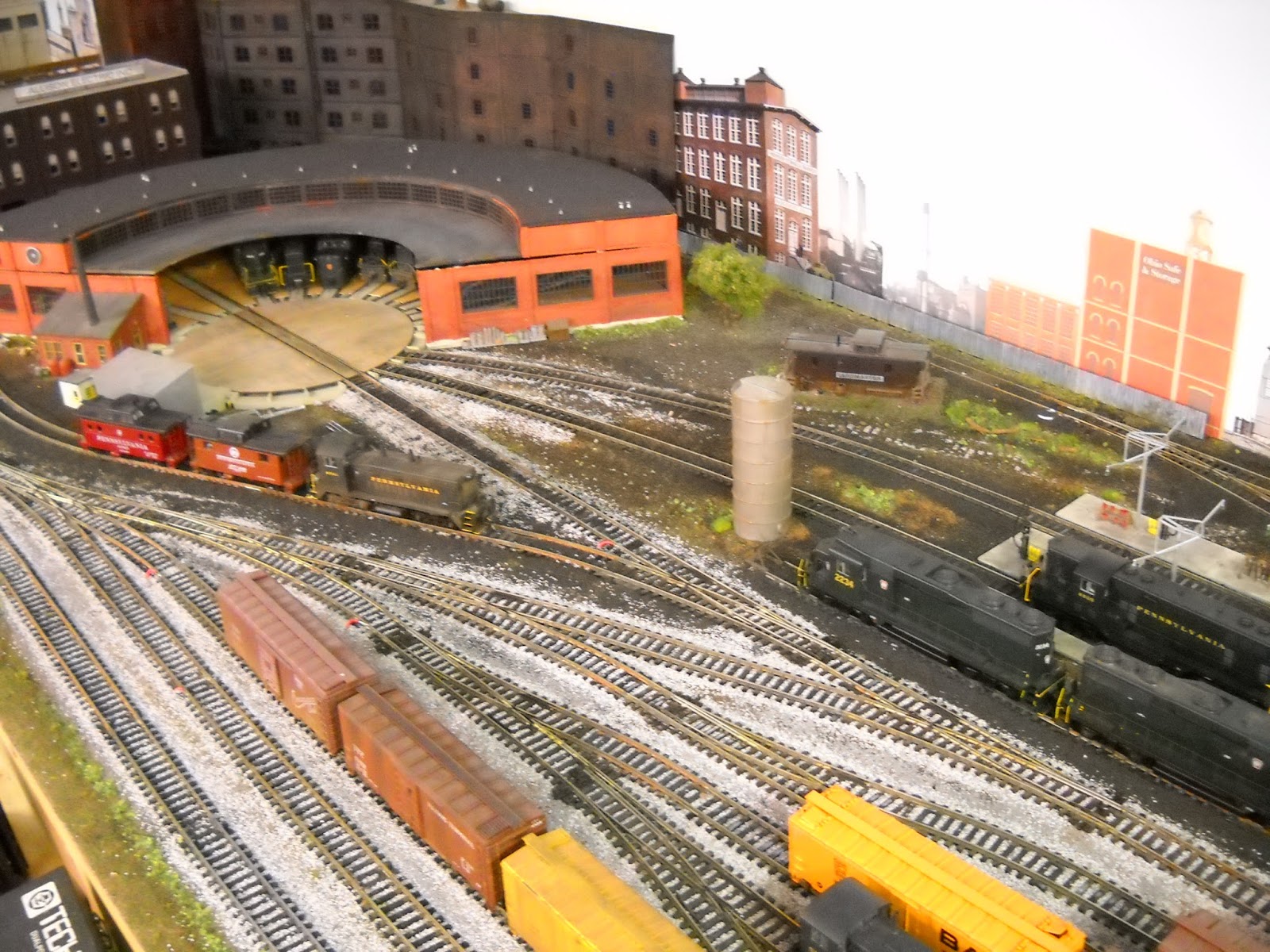 HO scale Cleveland yard new and improved