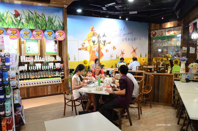 Dining in comfort at Be Lohas Healthy Cuisine