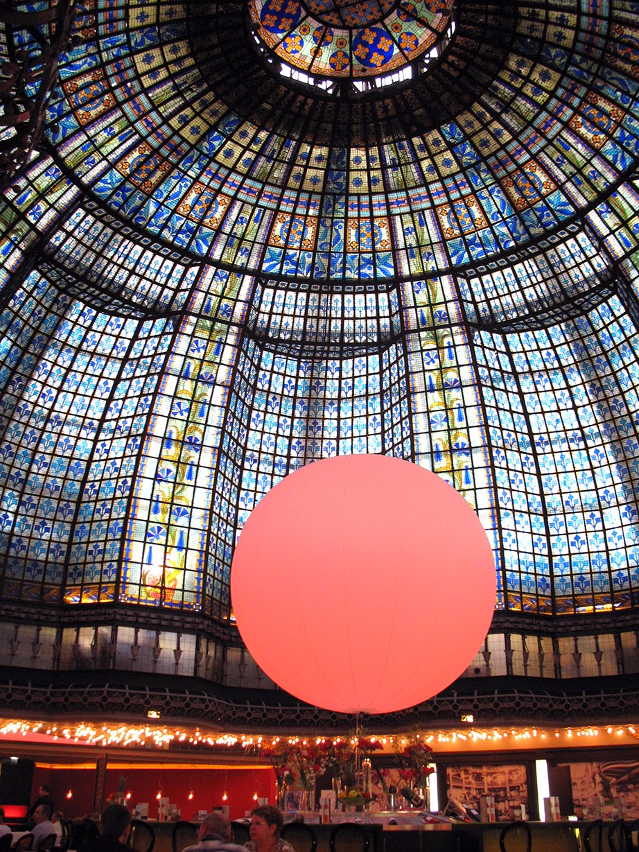 glass dome of Printemps, Paris