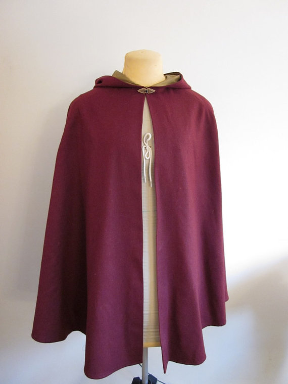 Maggie's Costume Wardrobe: 18th century cloak
