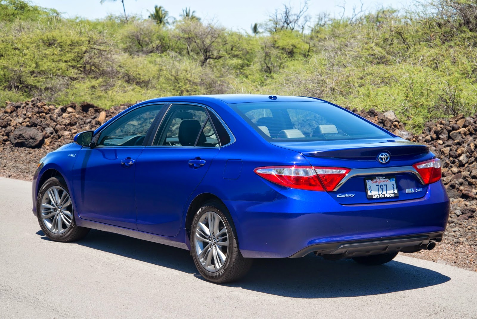 тойота камри гибрид год. Toyota camry xv40. Toyota camry hybrid 2019. тойота камри 2012 гибрид. тойота камри гибрид год.